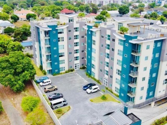 Harloe's Place Apartment